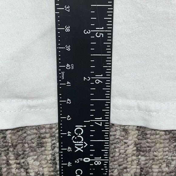 Altar’d State Women’s Size Medium Find Me Under The Stars T Shirt White Floral - Picture 4 of 5